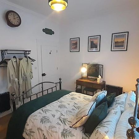 Apartamento The Railway Sleeper Cullybackey Exterior foto